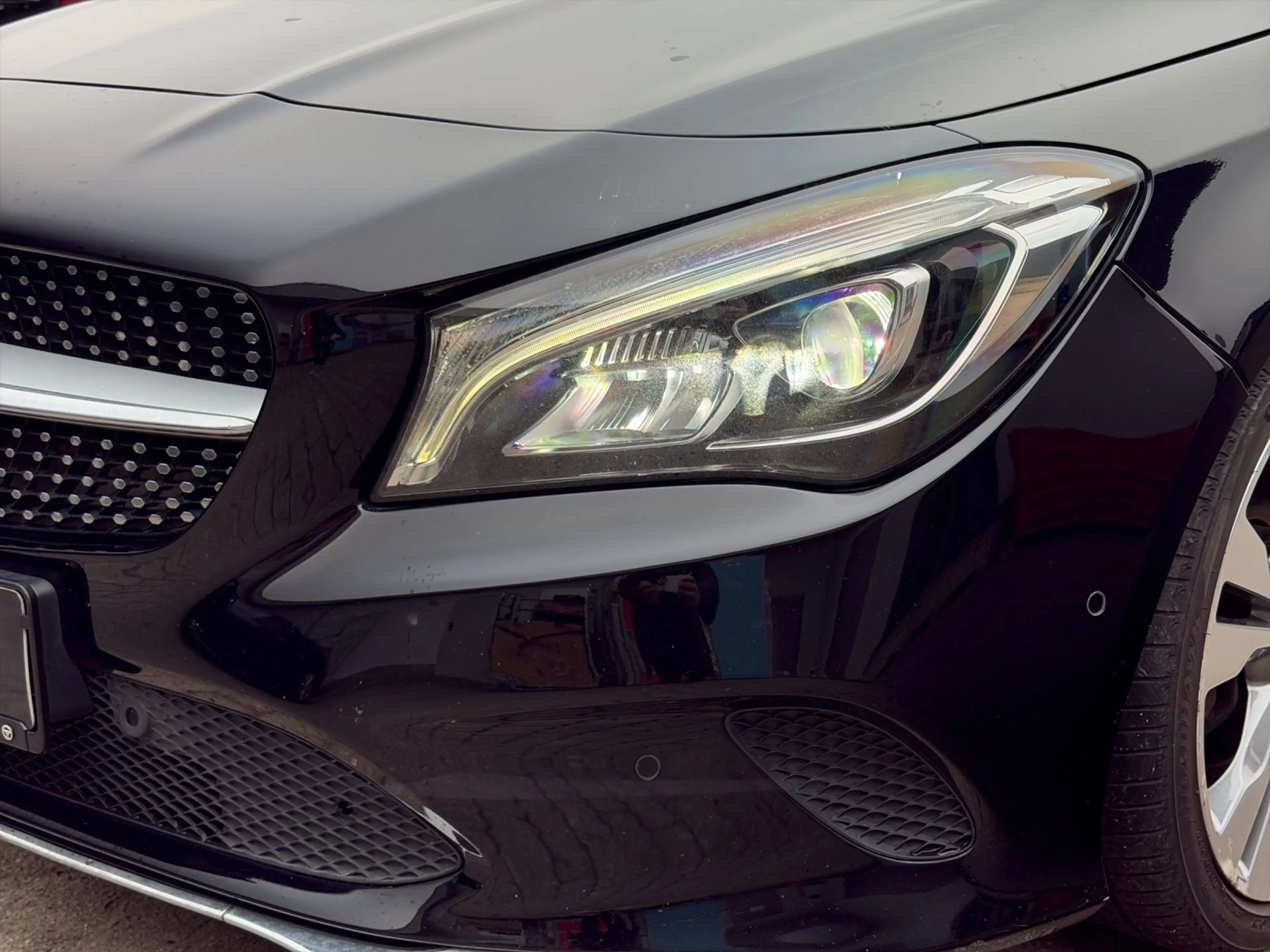 Mercedes-Benz CLA 220 CDI Urban LED|NAVI|KAMERA|TEMPOMAT|LEDER — photo 2