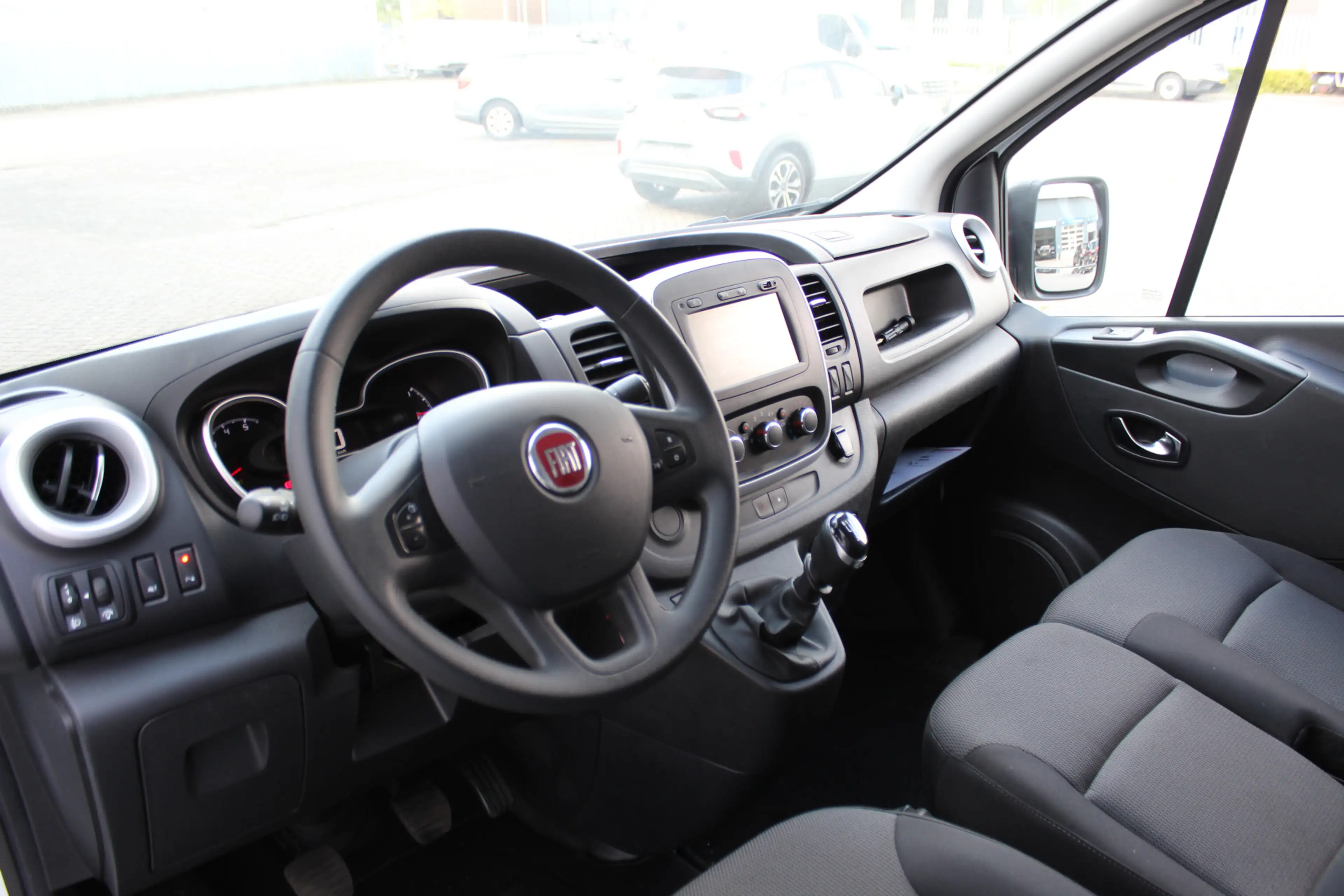 Fiat Talento 2.0 MultiJet L1H1 Basis Multimedia, Cruise Control — photo 11