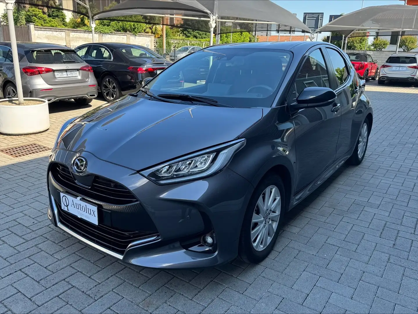 Mazda 2 2 1.5 vvt full hybrid electric Select e-cvt GPL Gris - 1