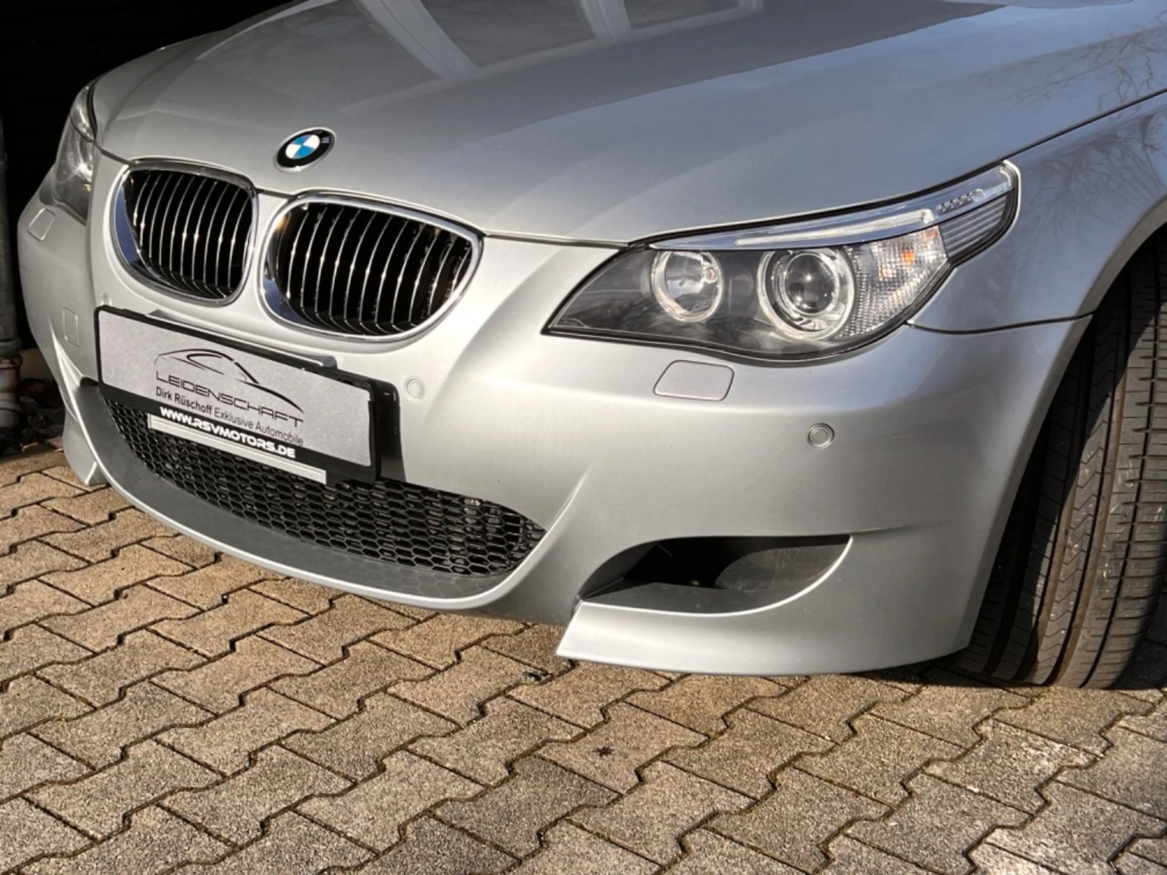 BMW M5 E60 M5 V 10 Limousine — photo 26