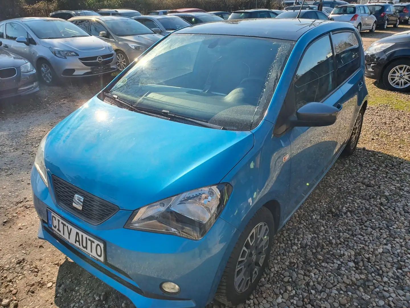 SEAT Mii Chic Blau - 1