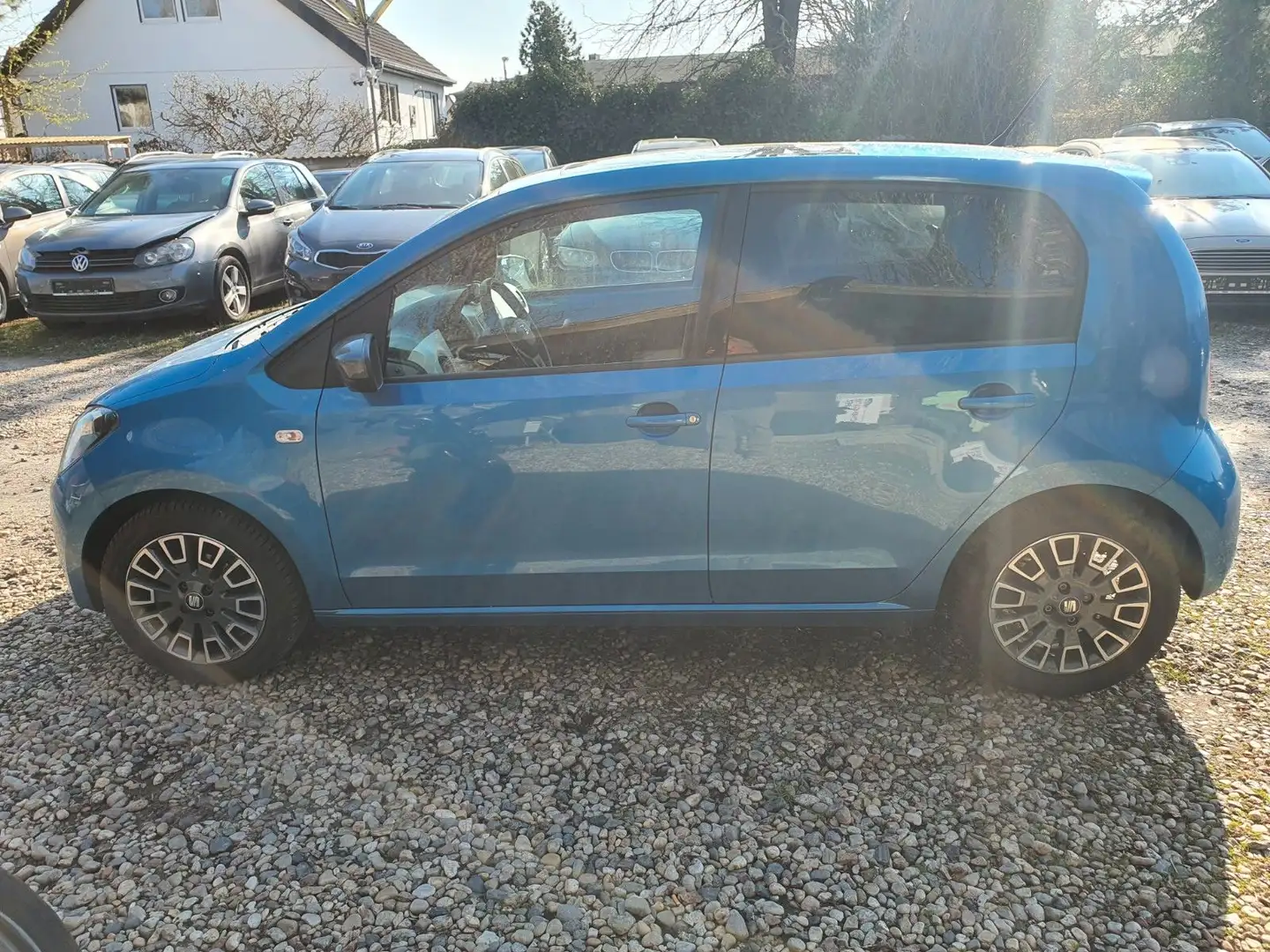 SEAT Mii Chic Blau - 2