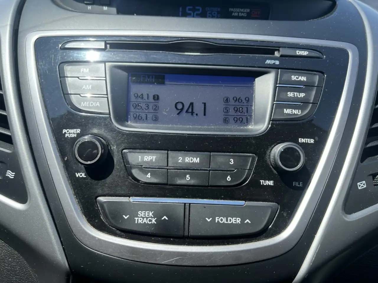 Hyundai ELANTRA снимка Hyundai ELANTRA