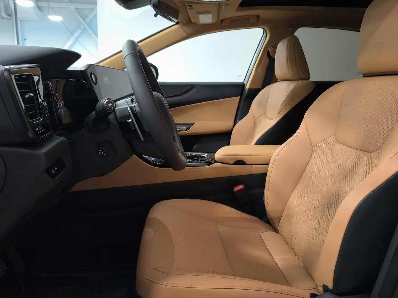 Lexus NX снимка Lexus NX