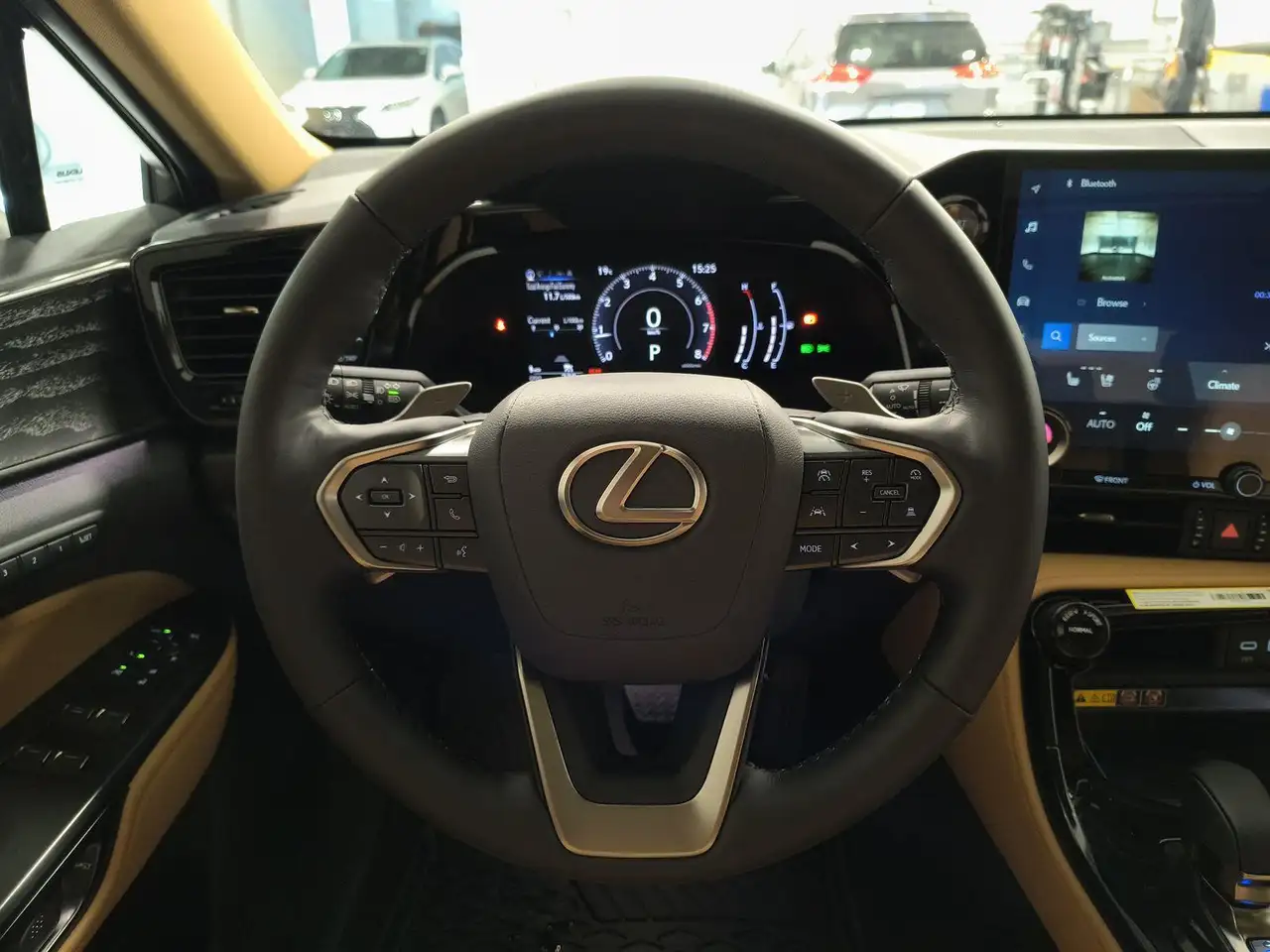 Lexus NX снимка Lexus NX