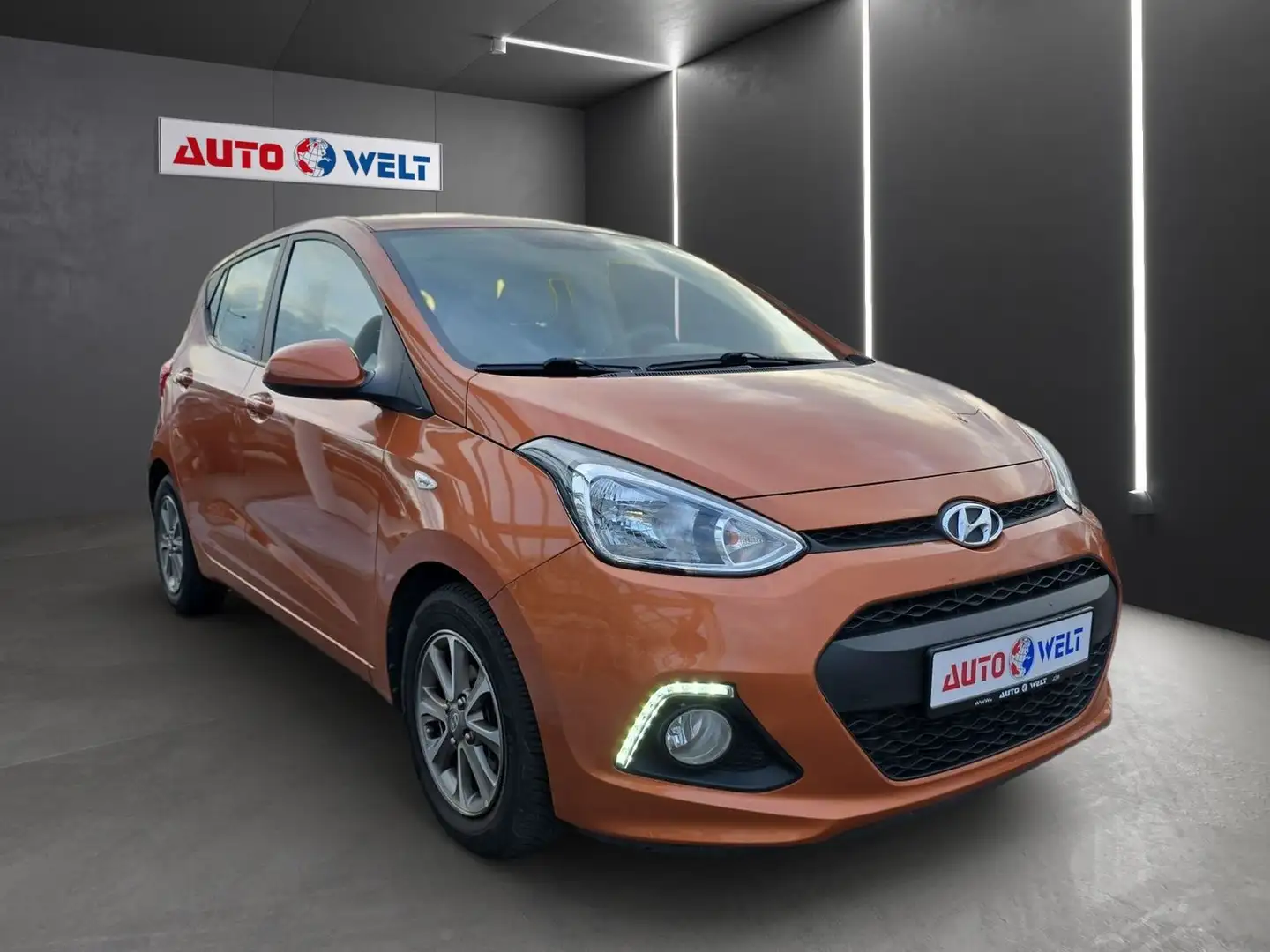 Hyundai i10 1.2 Fifa World Cup Edition Klima Sitzheizung Orange - 2