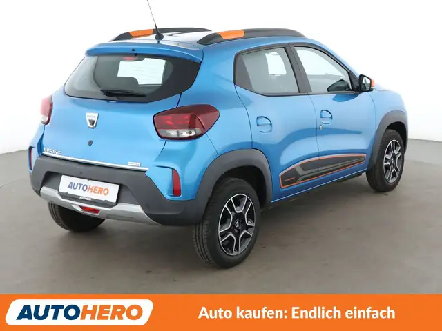 Dacia Spring view 6