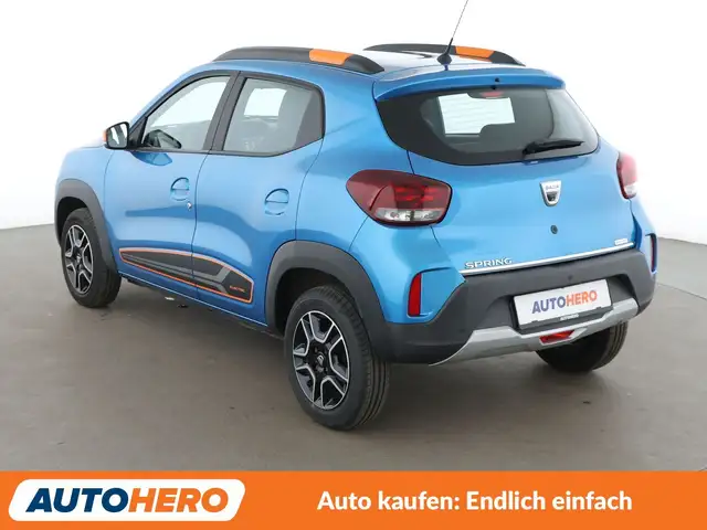 Dacia Spring view 4