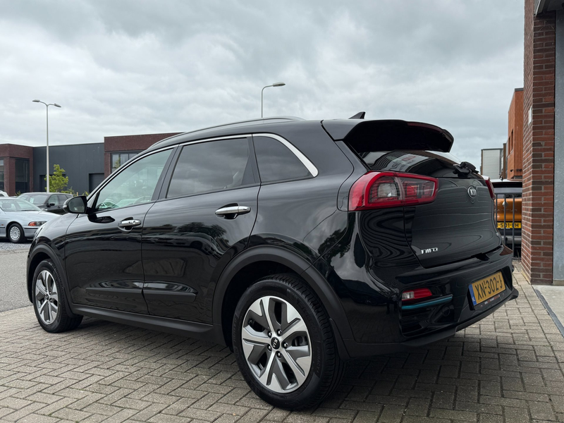 Kia e-Niro ExecutiveLine 64 kWh! Camera! Leder! Navi! Virtual — photo 6