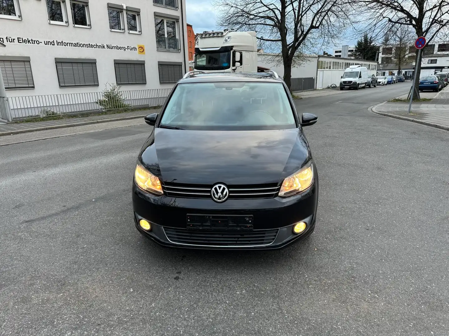 Volkswagen Touran 1.4 TSI Freestyle,Naviplus, KM:147000 Schwarz - 2