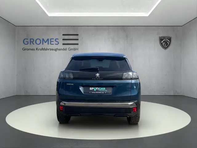 Peugeot 3008 view 4