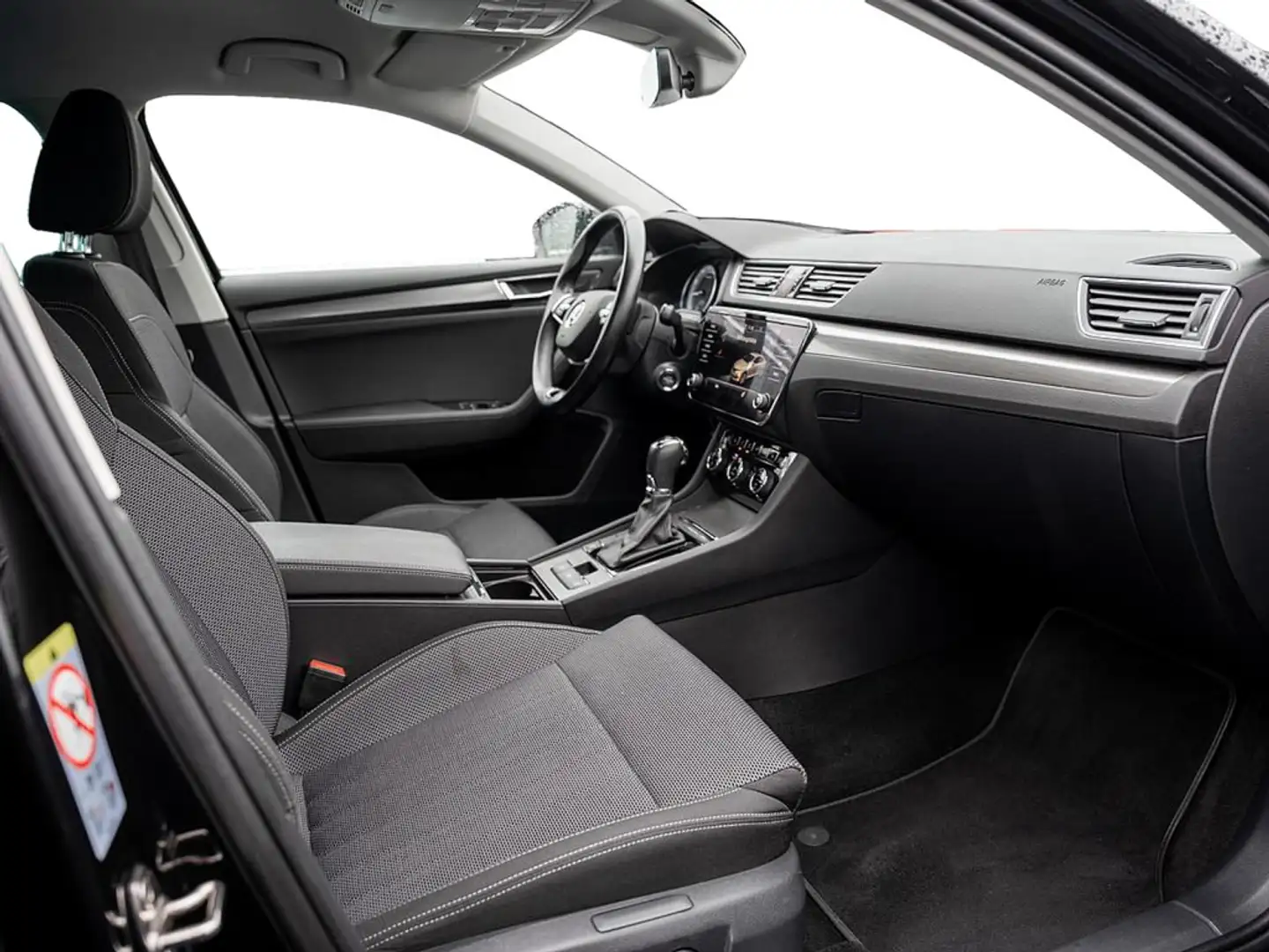 Skoda Superb 1.5 TSI Style Limousine DSG AHK NAVI Noir - 2