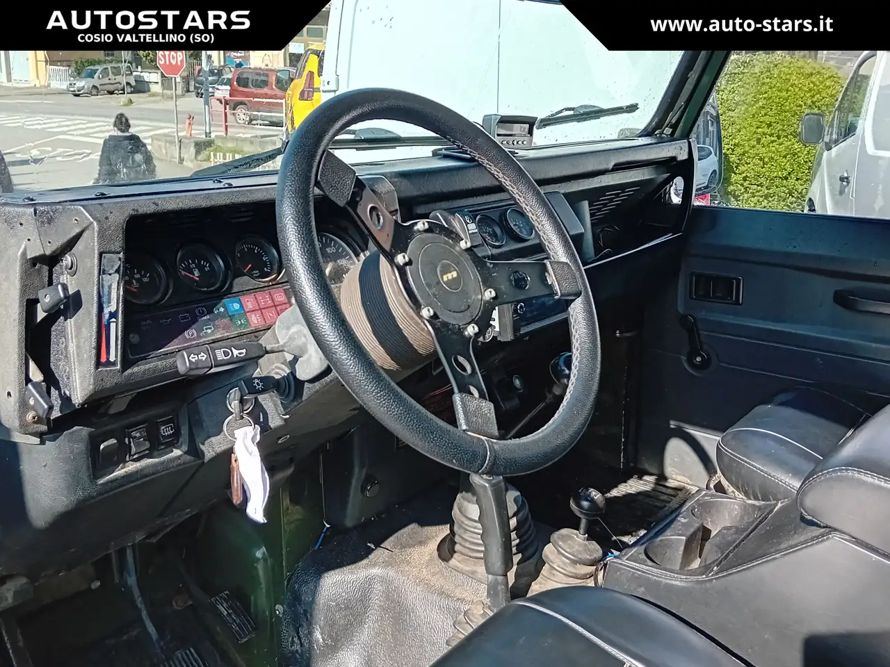 Land Rover Defender 90 2.5 tdi Hard top, foto 8