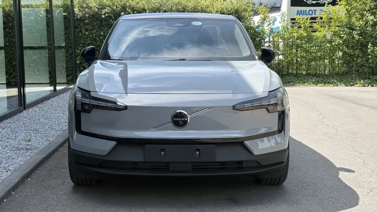 Volvo EX30 2026