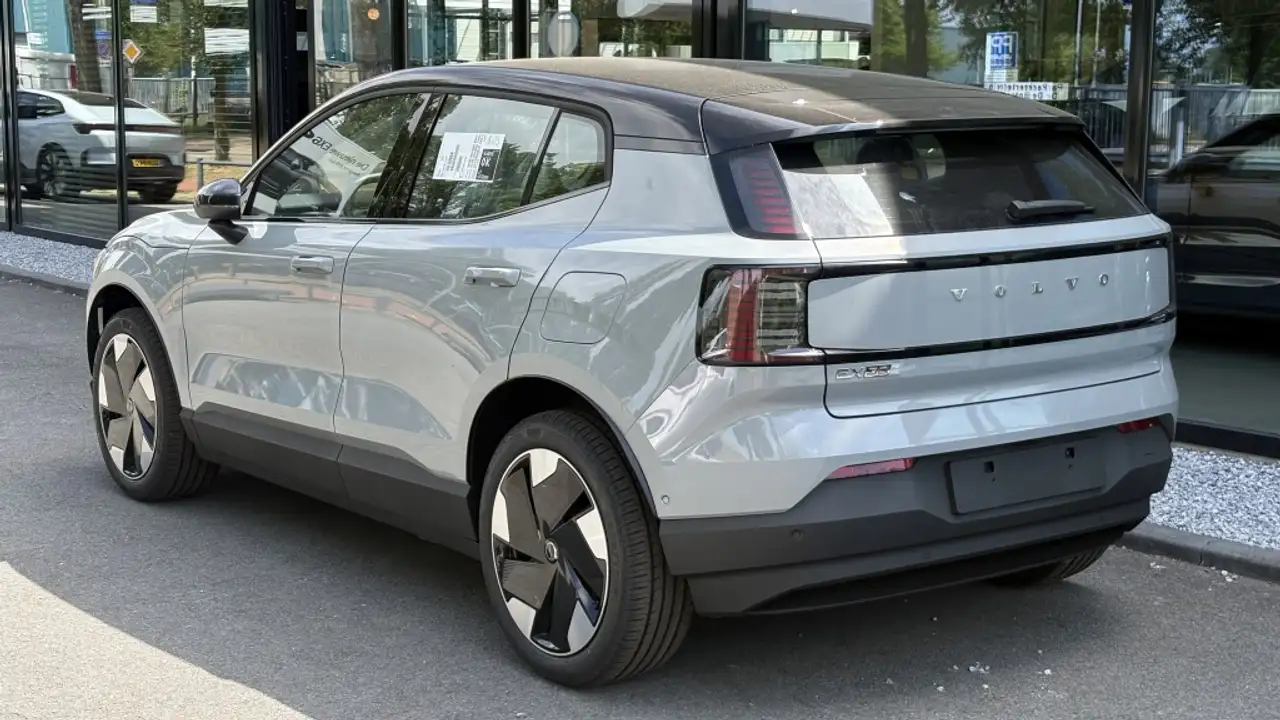 Volvo EX30 2026