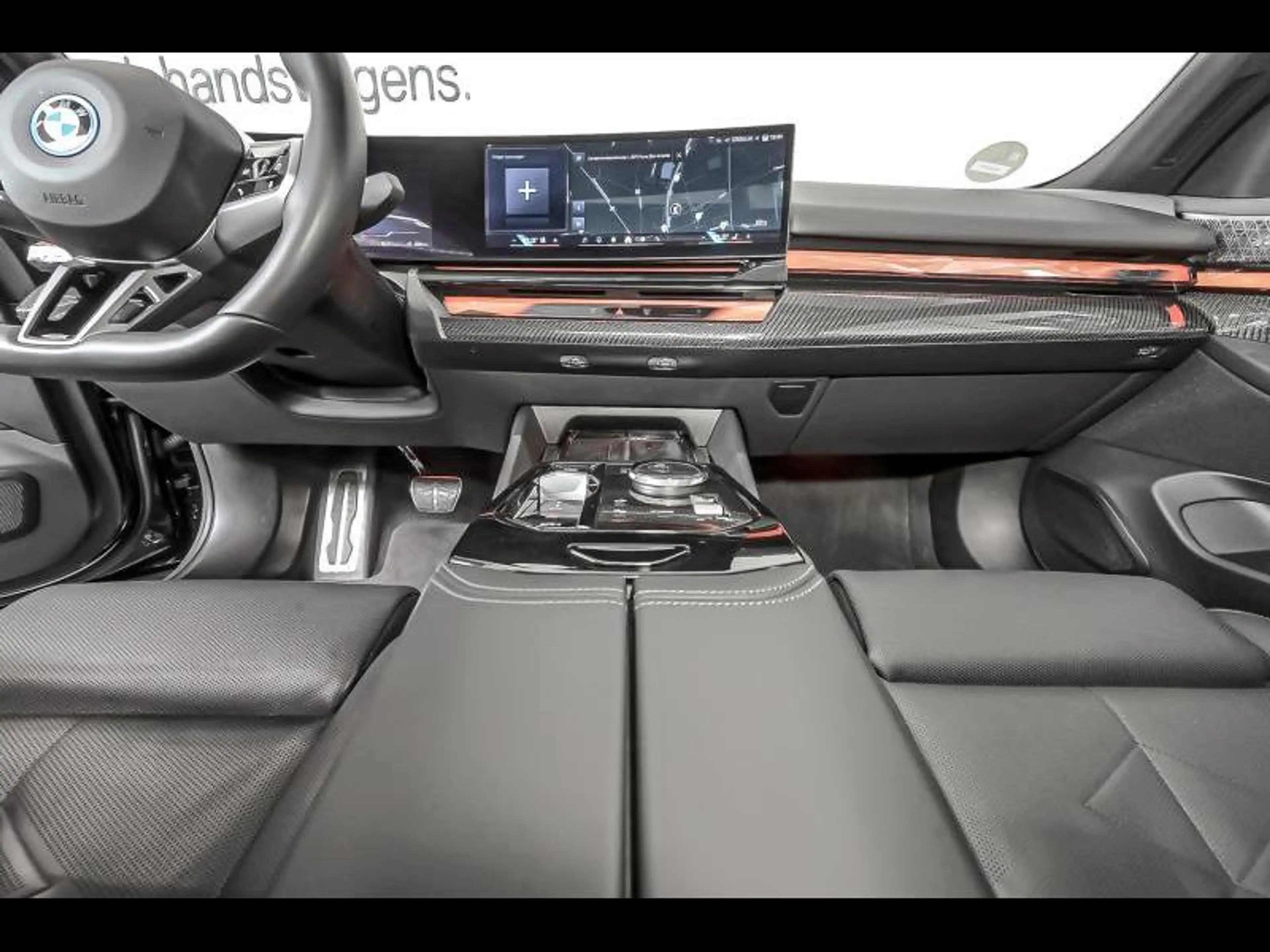 BMW i5 M60 xDrive | M sport — photo 7