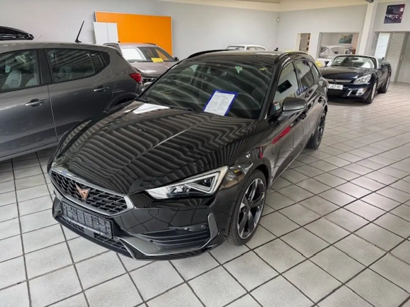 CUPRA Leon ST, 1.5TSI DSG, Panorama, Navi, ACC, LED, Beats Schwarz - 1