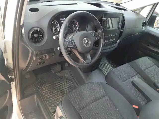 Mercedes-Benz Unknown Model view 11