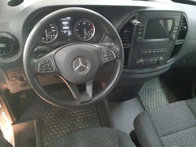 Mercedes-Benz Unknown Model view 13