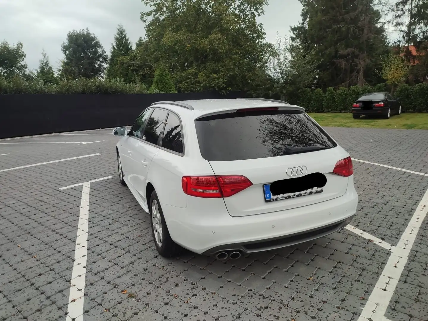 Audi A4 Attraction White - 2