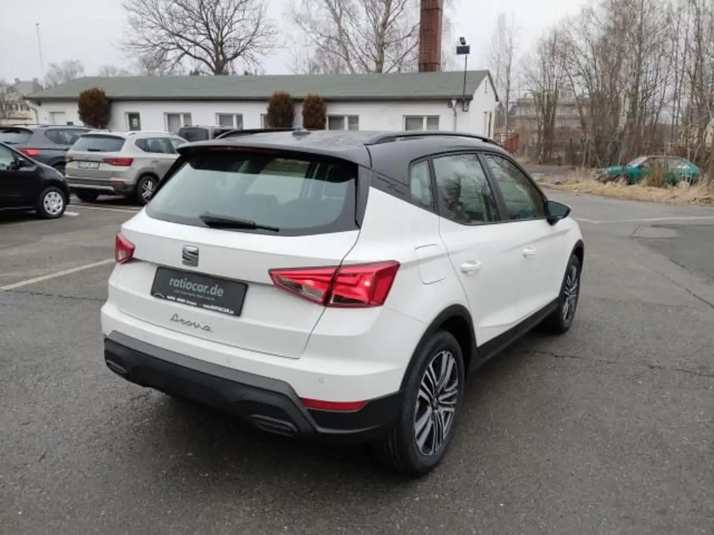 SEAT Arona ARONA STYLE EDITION 1.0 TSI AHZV-VORBER. SITZH. Blanc - 2