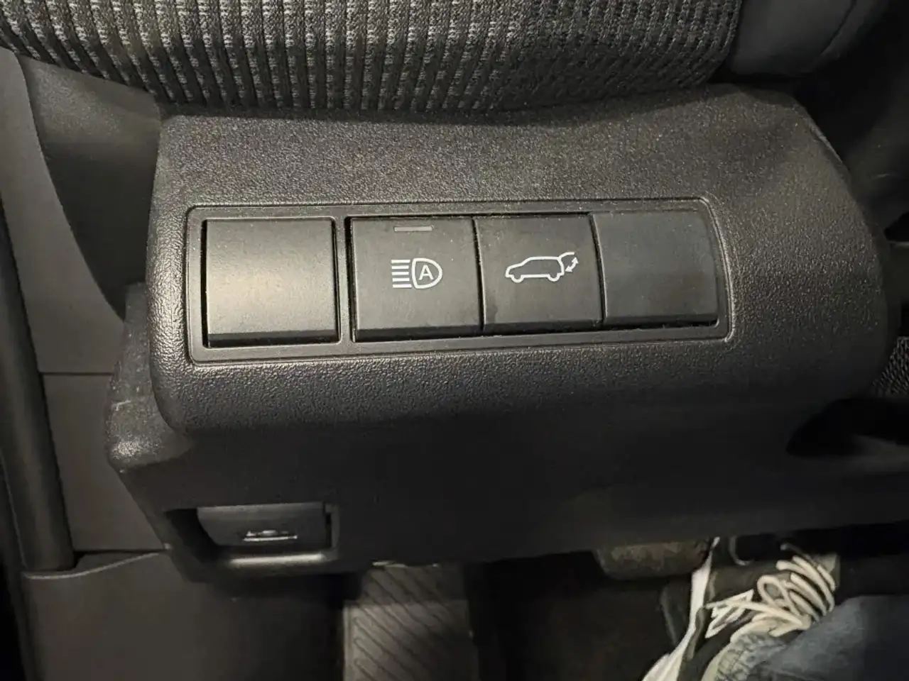 Toyota bZ4X снимка Toyota bZ4X