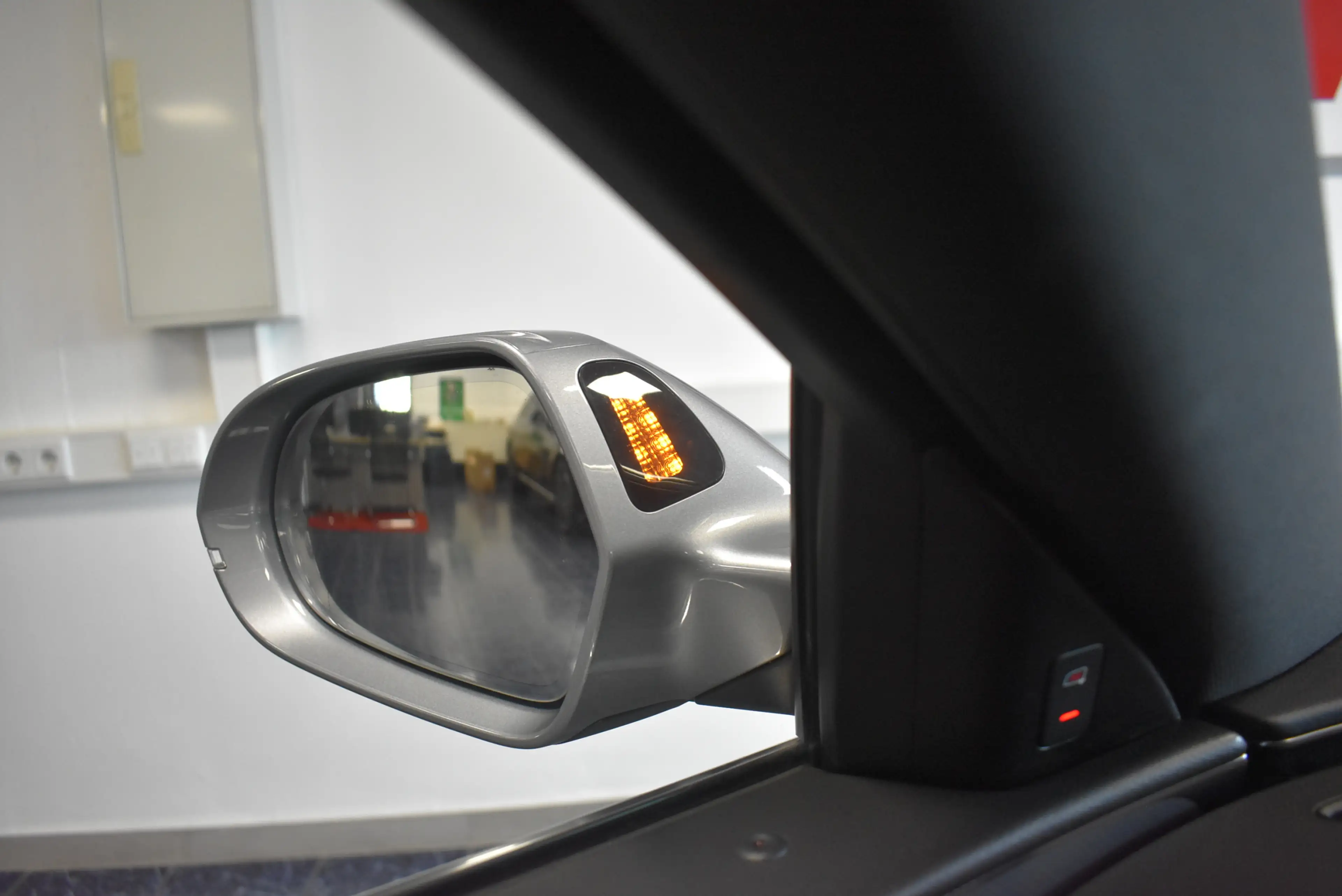 Audi A6 allroad 3.0 TDI Aut Navi Xenon ACC Kamera AHK — photo 14