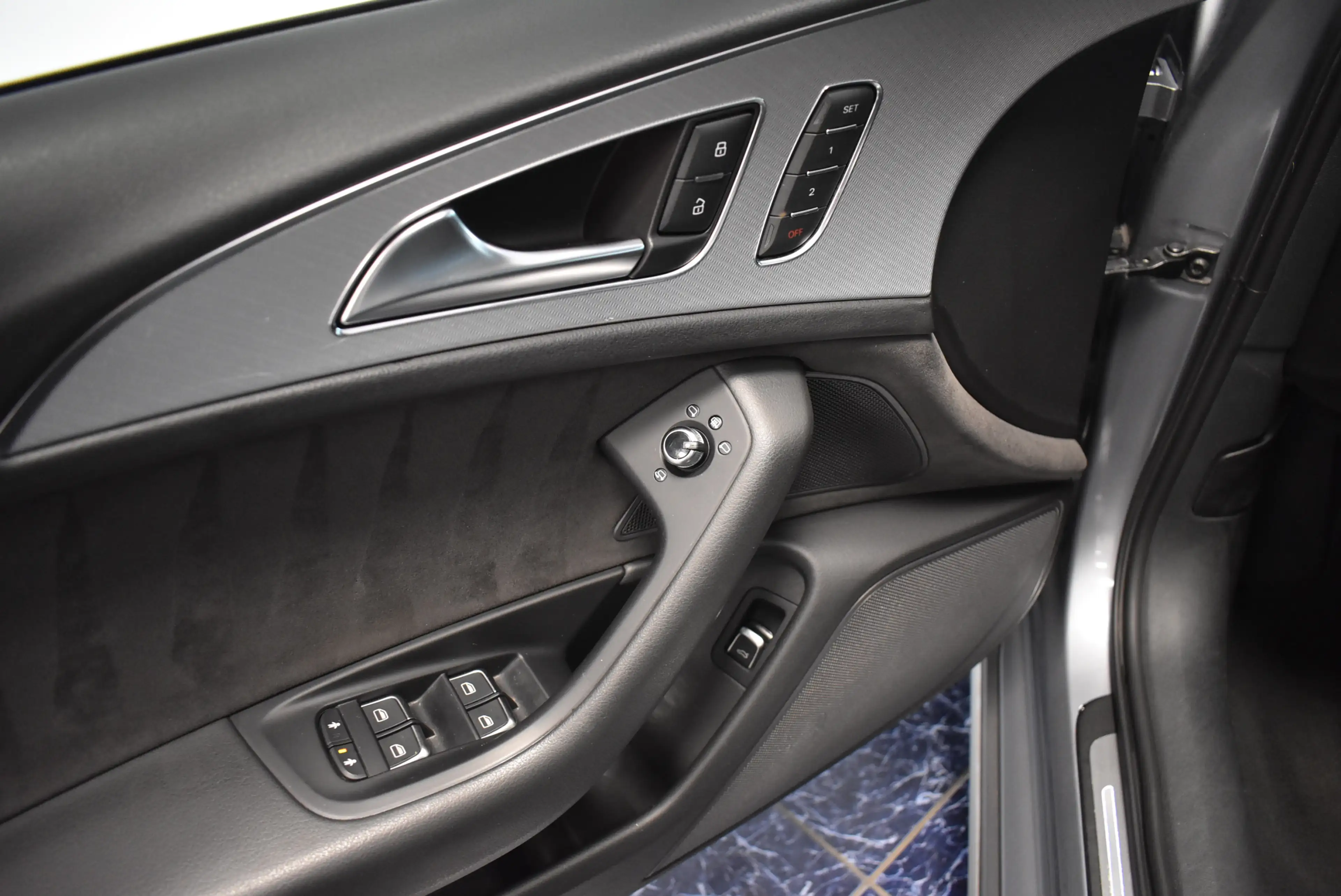 Audi A6 allroad 3.0 TDI Aut Navi Xenon ACC Kamera AHK — photo 13