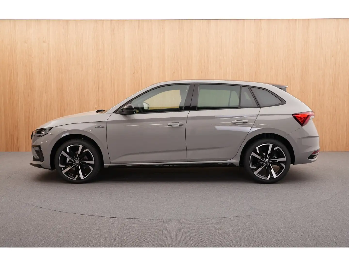 Skoda Scala Monte Carlo 1.5 TSI DSG 110 kW - 150 CV DSG7 - Att Gris - 2