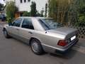 Mercedes-Benz 230 E-Klasse Gold - thumbnail 4