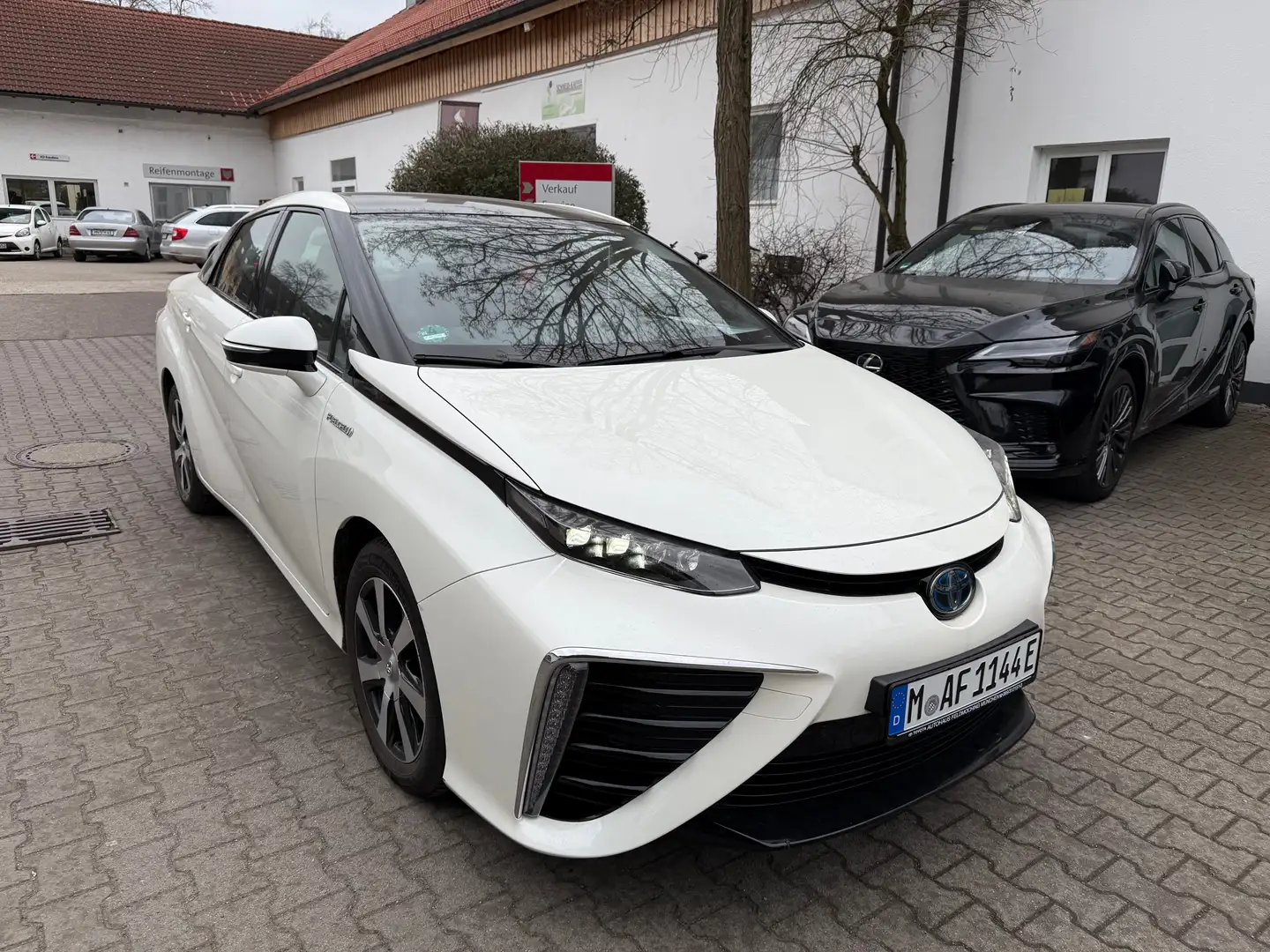 Toyota Mirai FCEV,Navi,TWW,JBL,Leder,TWW,Klimaautom.,SHZ,Alu Alb - 2