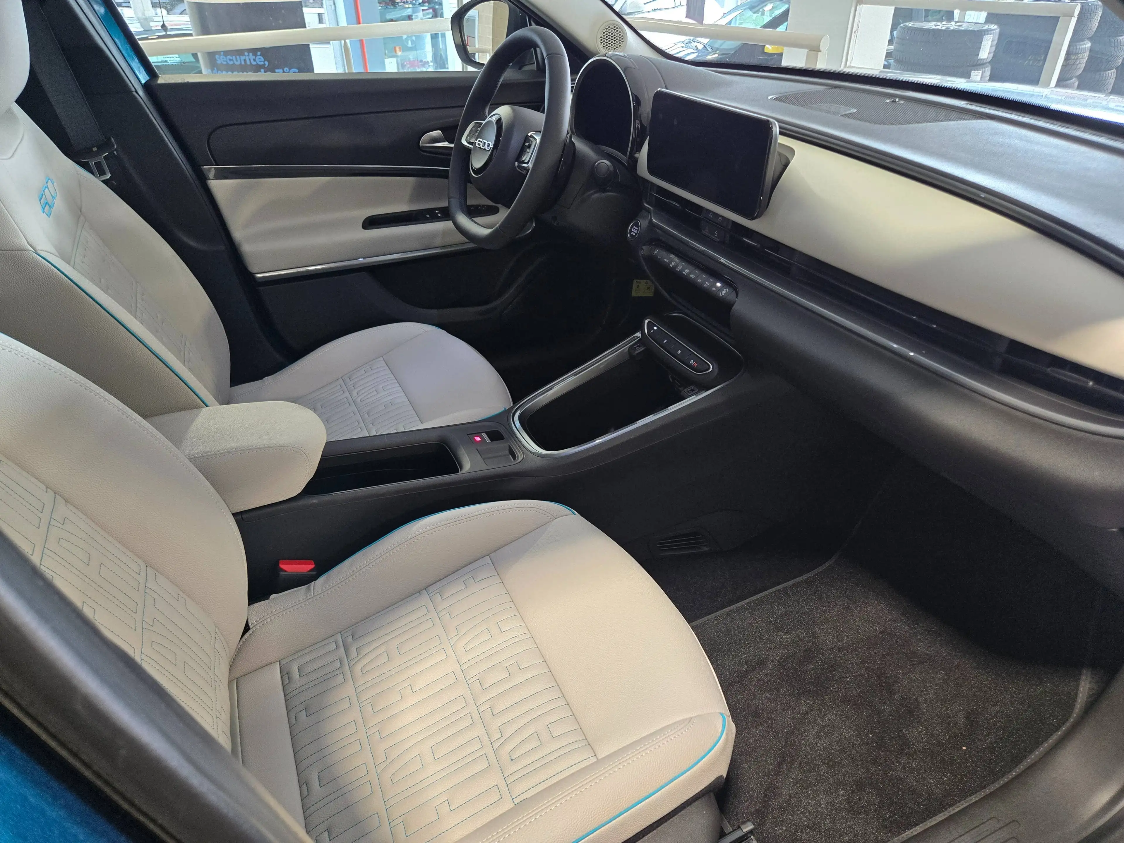 Fiat 600 600 1.2 Hybrid La Prima DCT La Prima — photo 8