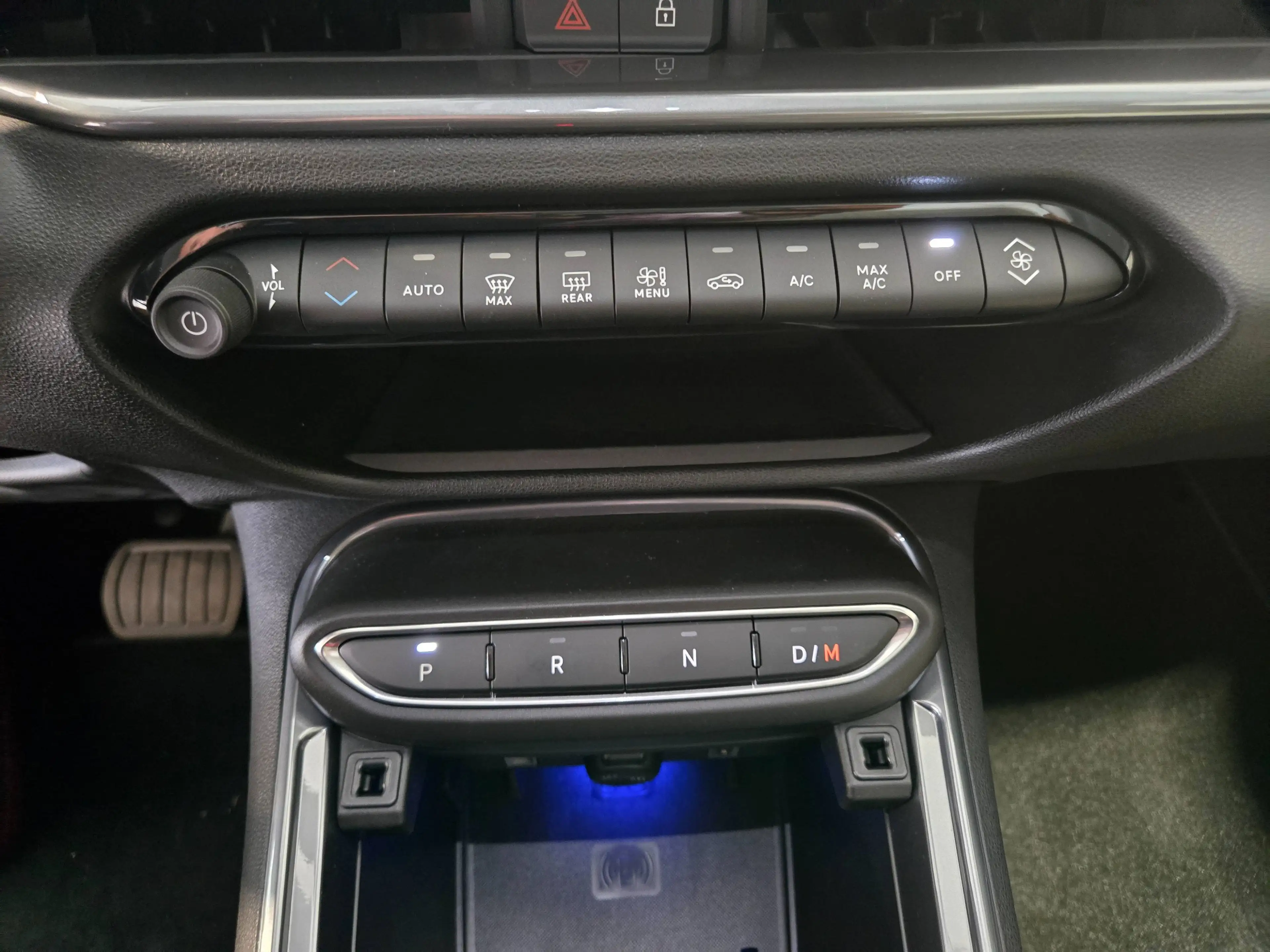 Fiat 600 600 1.2 Hybrid La Prima DCT La Prima — photo 11