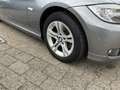 BMW 318 i Limousine //FACELIFT+AHK+KLIMAAUTOMATIK// Gri - thumbnail 21
