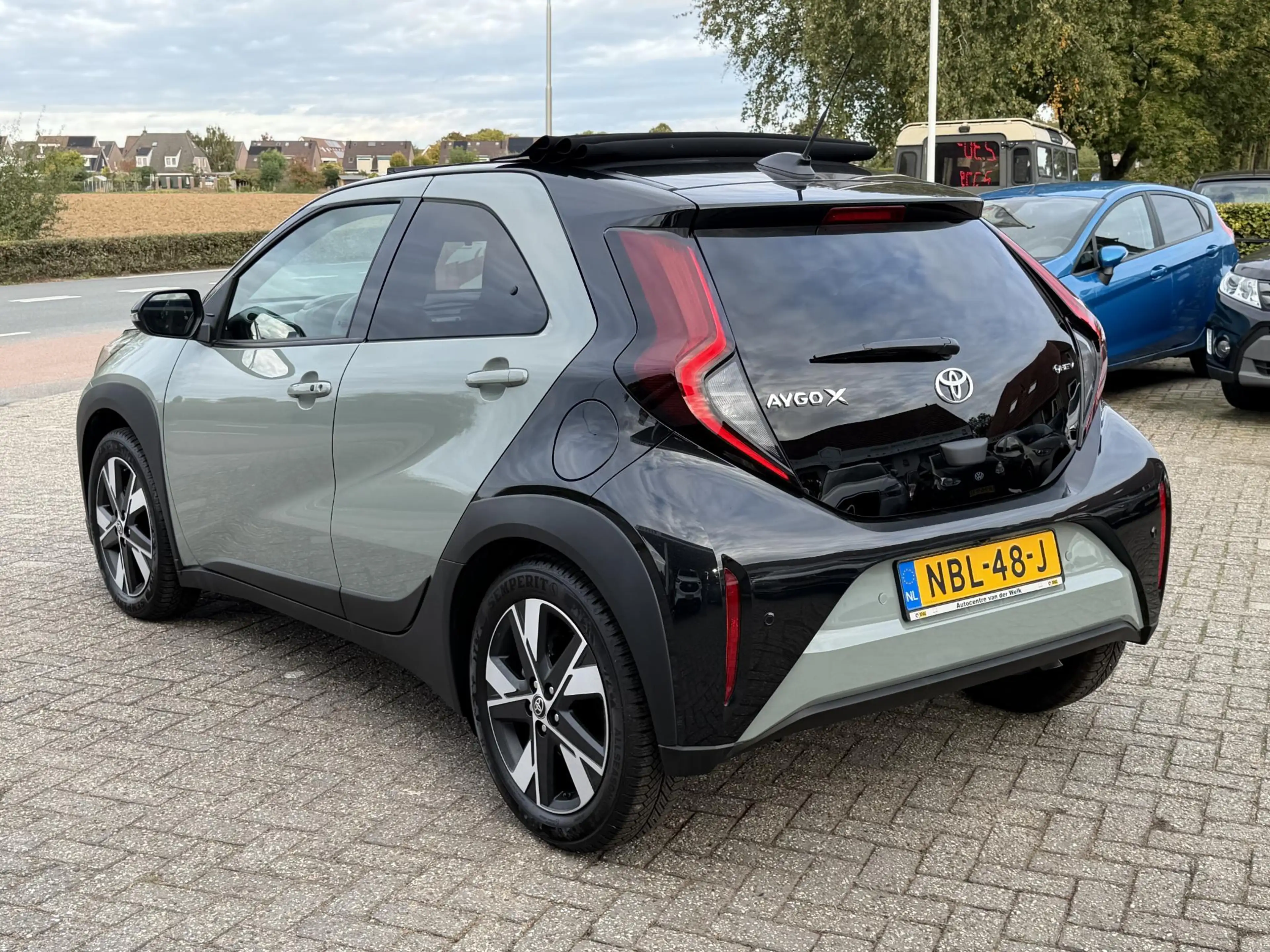 Toyota Aygo X Hybrid 115 envy CABRIO | NAVI | KLIMA | BOVAG !! — photo 8