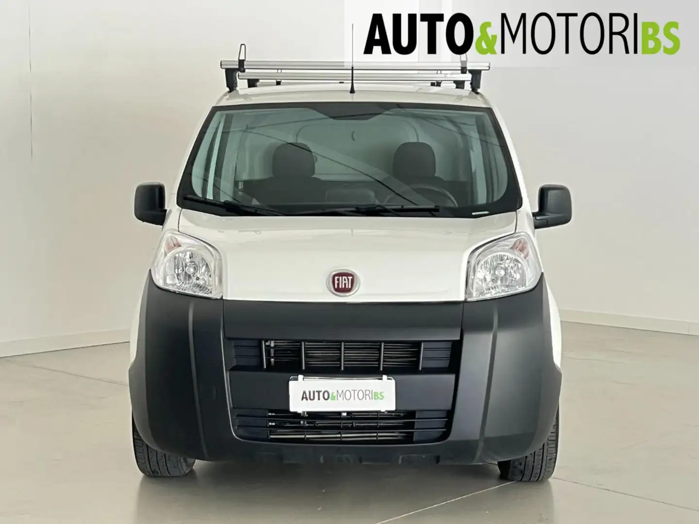Fiat Fiorino 1.3 MJT 95CV Cargo Adventure Bianco - 2