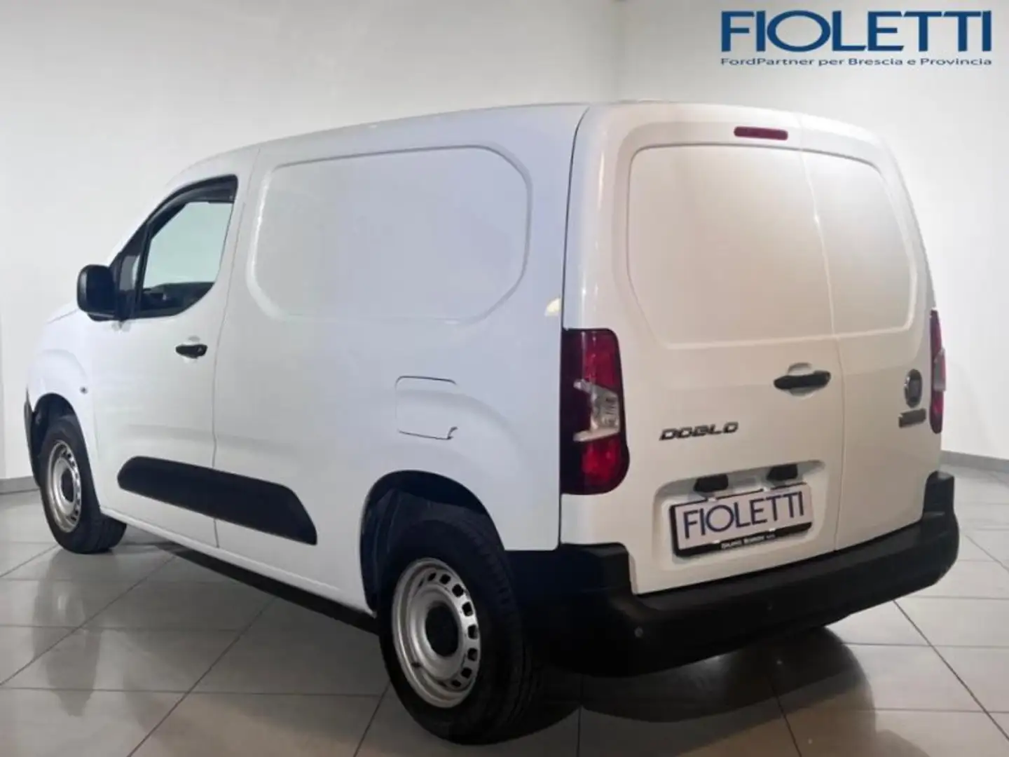 Fiat Doblo 4ª serie 1.5 BlueHdi 100CV PC-TN Van Bianco - 2
