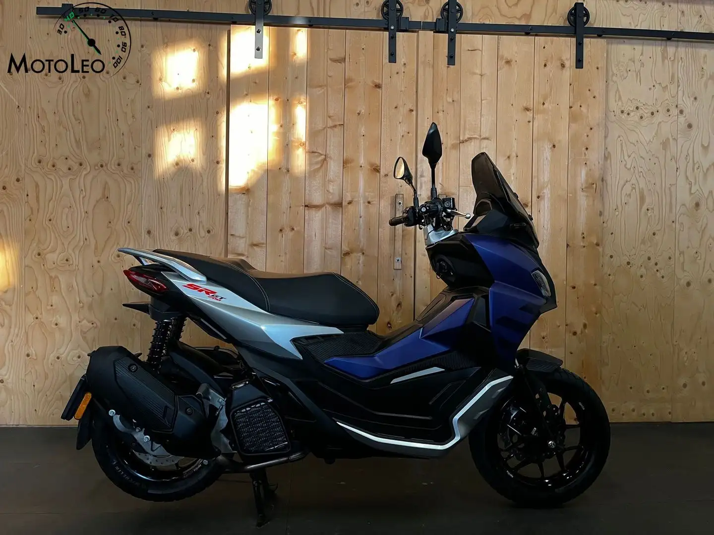 Aprilia SR GT 200 Paars - 1