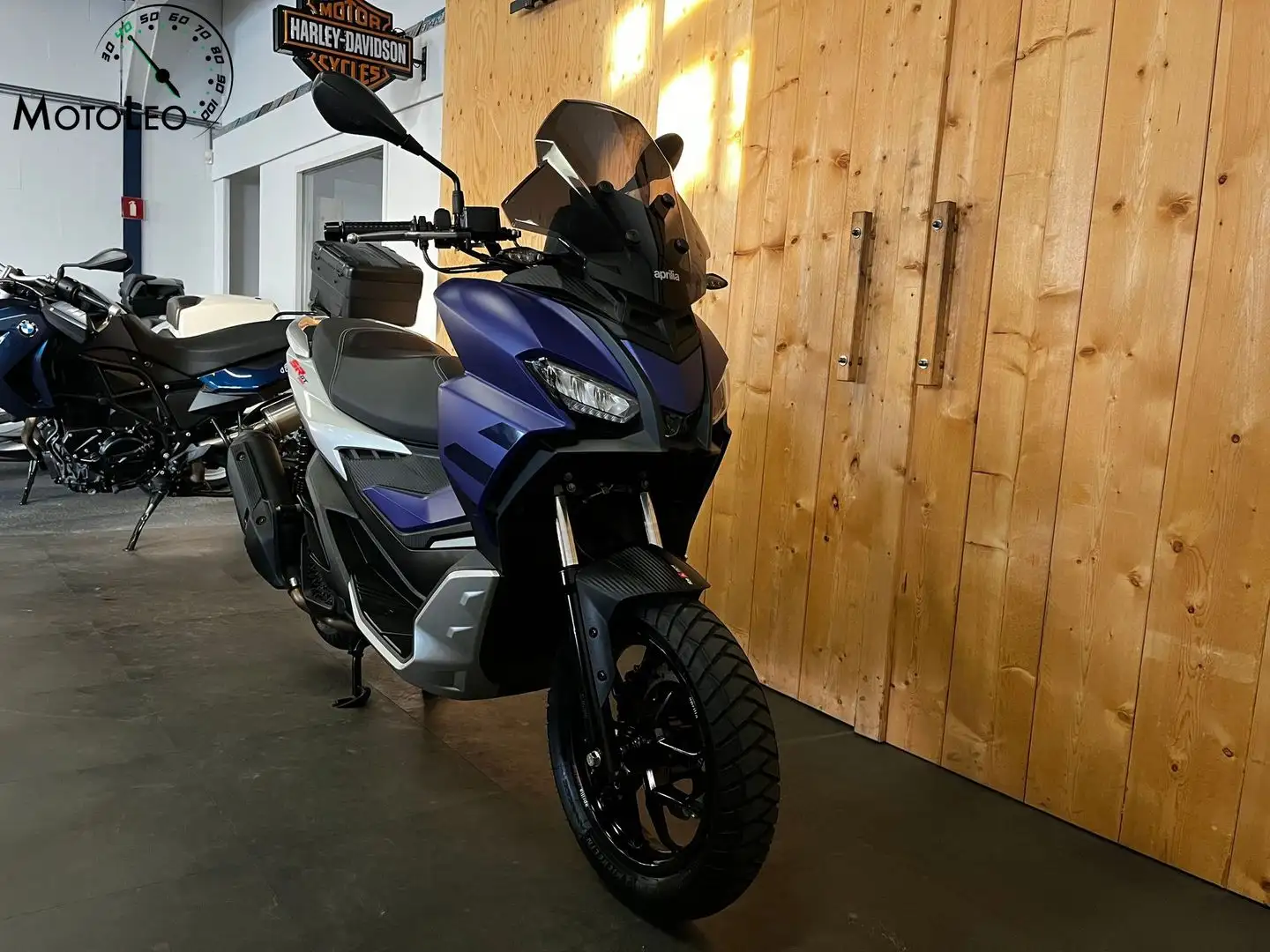 Aprilia SR GT 200 Paars - 2