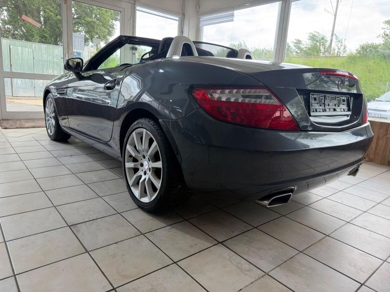 Mercedes-Benz SLK 250 SLK Roadster SLK 250 CDI BlueEfficiency — photo 8