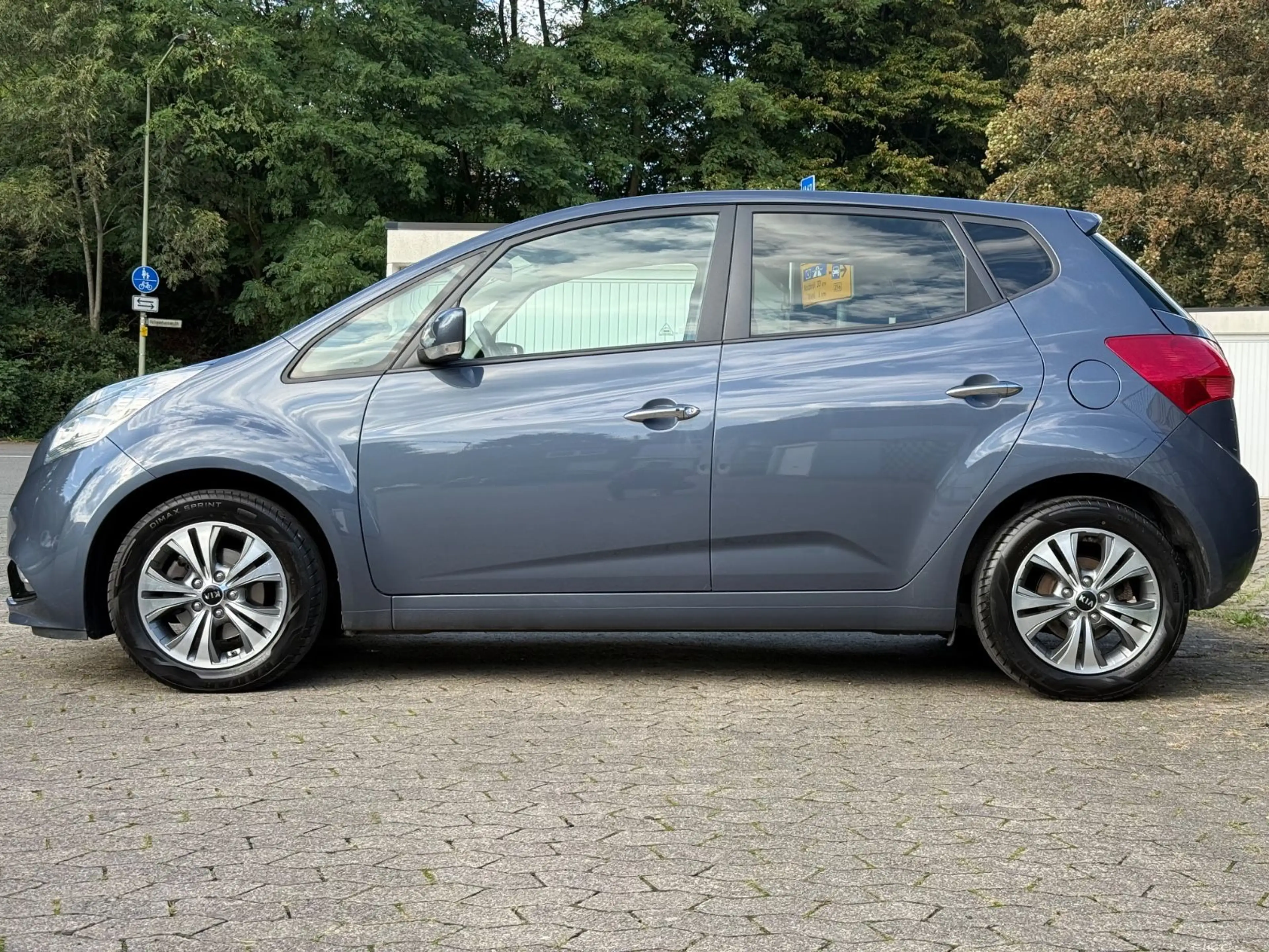 Kia Venga Dream Team — photo 6
