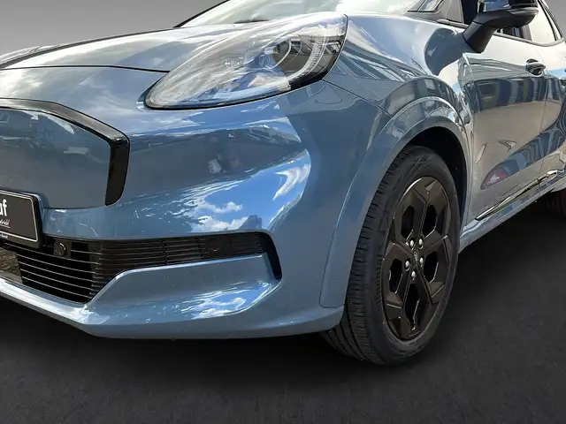 Ford Puma view 3
