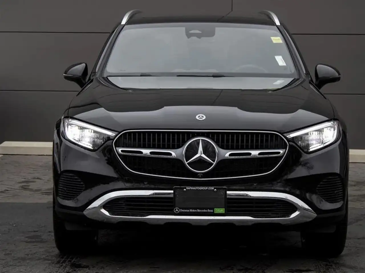 Mercedes-Benz GLC снимка Mercedes-Benz GLC