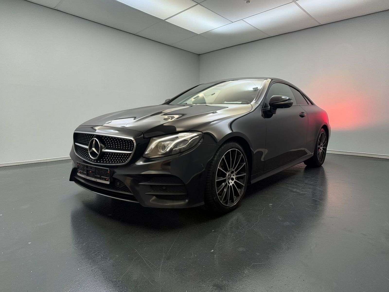 Second hand Mercedes Benz E-Class 