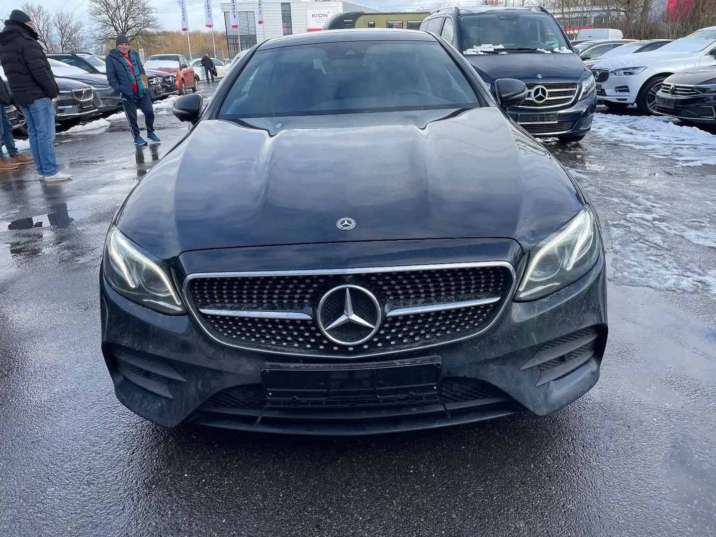 Mercedes-Benz E 220 d Coupe AMG LINE*WIDE*PANO*360*BEAM* Schwarz - 2