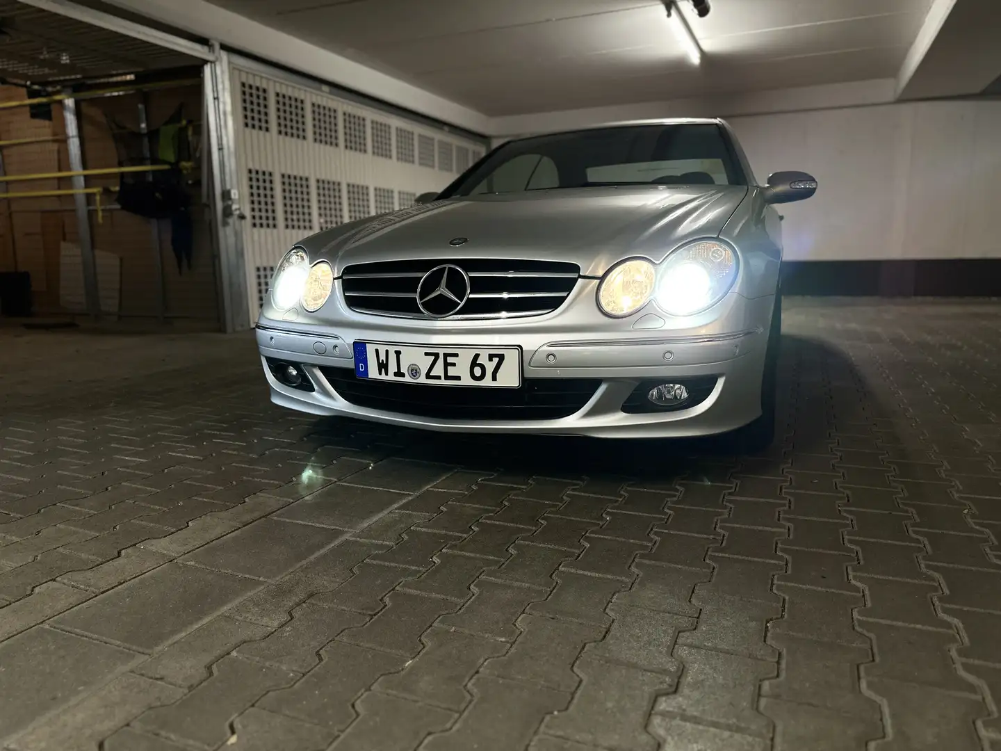 Mercedes-Benz CLK 500 Coupe 7G-TRONIC Avantgarde - 2