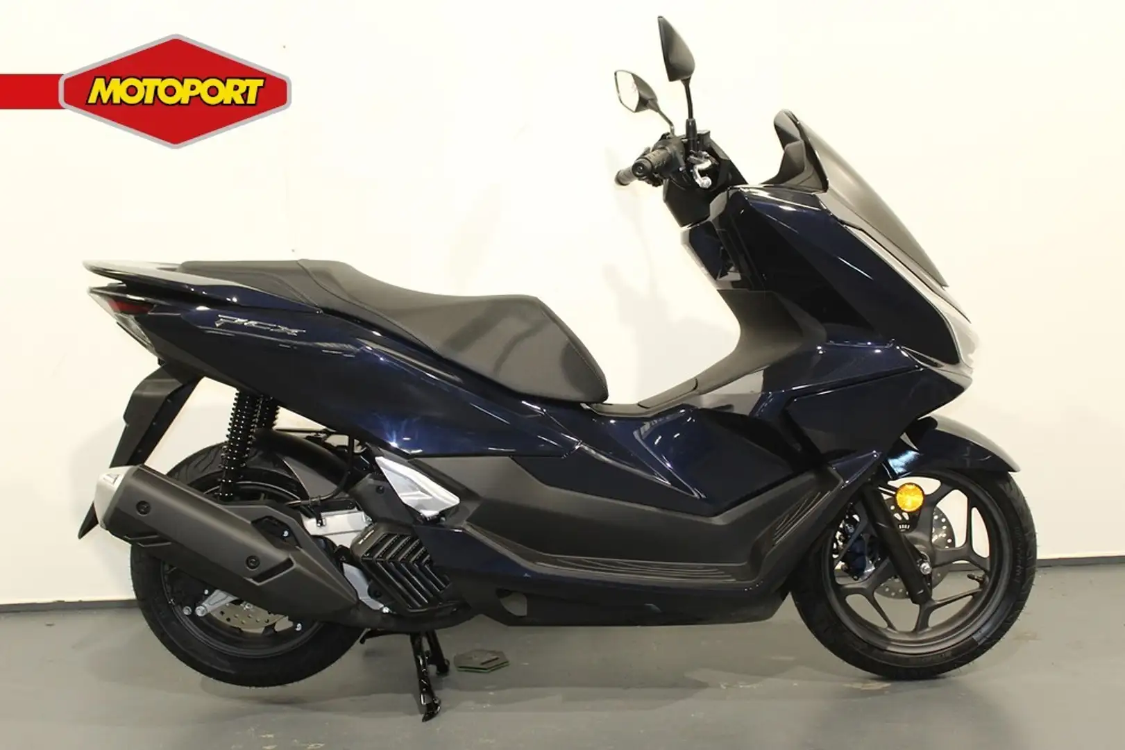 Honda PCX 125 Zwart - 1