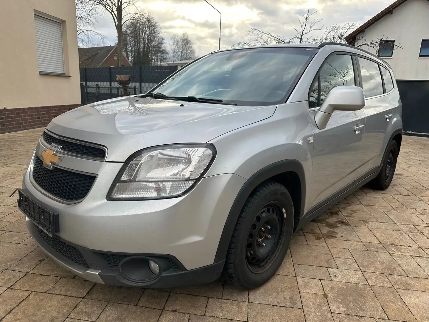 Chevrolet Orlando 2.0 Diesel LTZ+Navi+7 Sitze+PDC+Tüv/AU Argent - 1