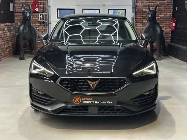 Cupra Leon view 2