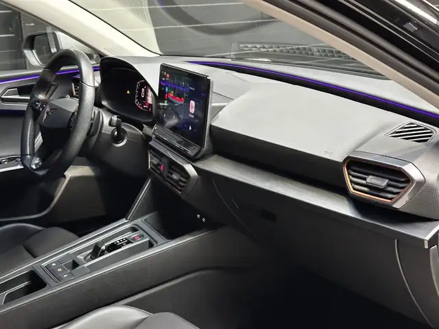 Cupra Leon view 14